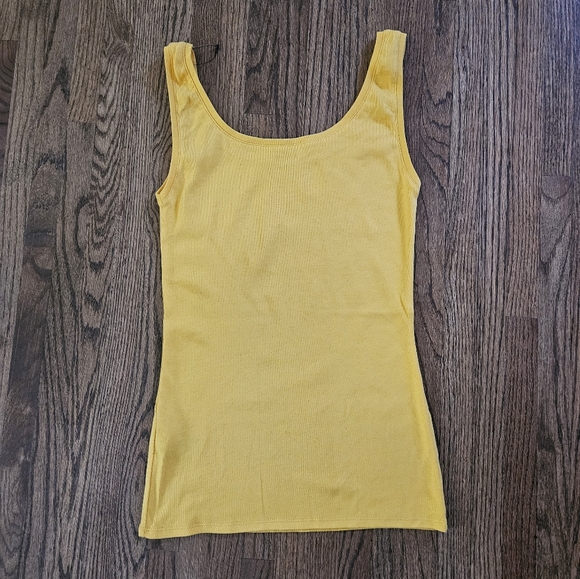 Tank top - Picture 2 of 3